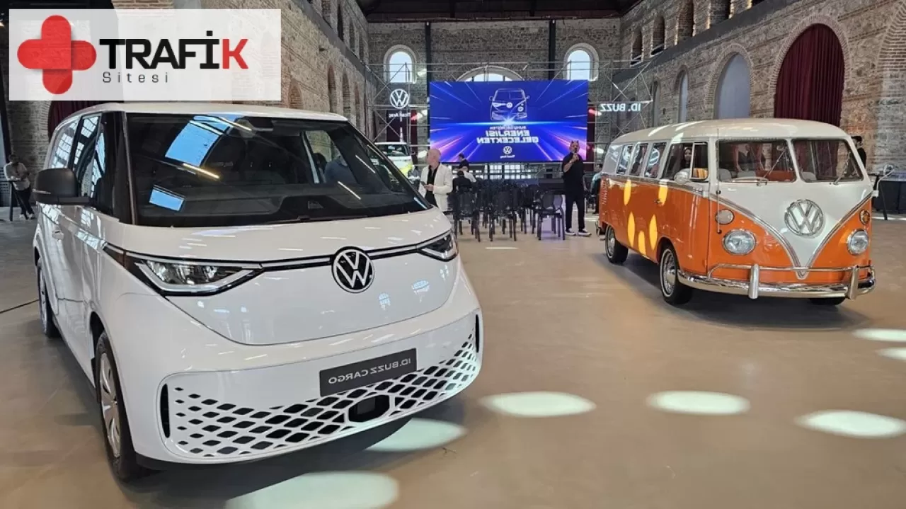 Volkswagen ID.Buzz Türkiye'de Satışa Sunuldu: Fiyatı Açıklandı