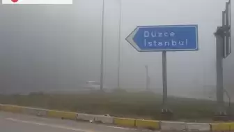 Bolu Dağı'nda yoğun sis nedeniyle görüş mesafesi azaldı