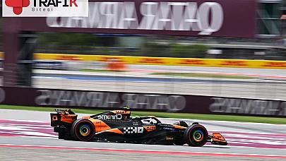 Norris, Verstappen'e Meydan Okuyor: Formula 1 Sezonunda Parlıyor