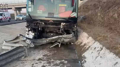 Ankara'da Yolcu Otobüsü Kazası: Çok Sayıda Yaralı Var