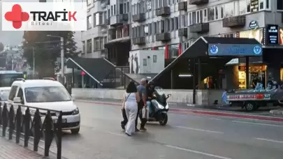 Bursa'da Atatürk Caddesi'nde Yaya Trafiği Problemi Artıyor