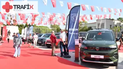 Manisa'da Otoshow Otomobil Fuarı Kapılarını Açtı