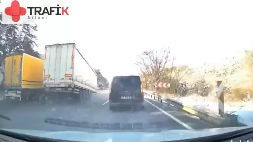 Bursa'da TIR'ın Dorsesi Yol Ortasında Koptu, Faciadan Dönüldü!