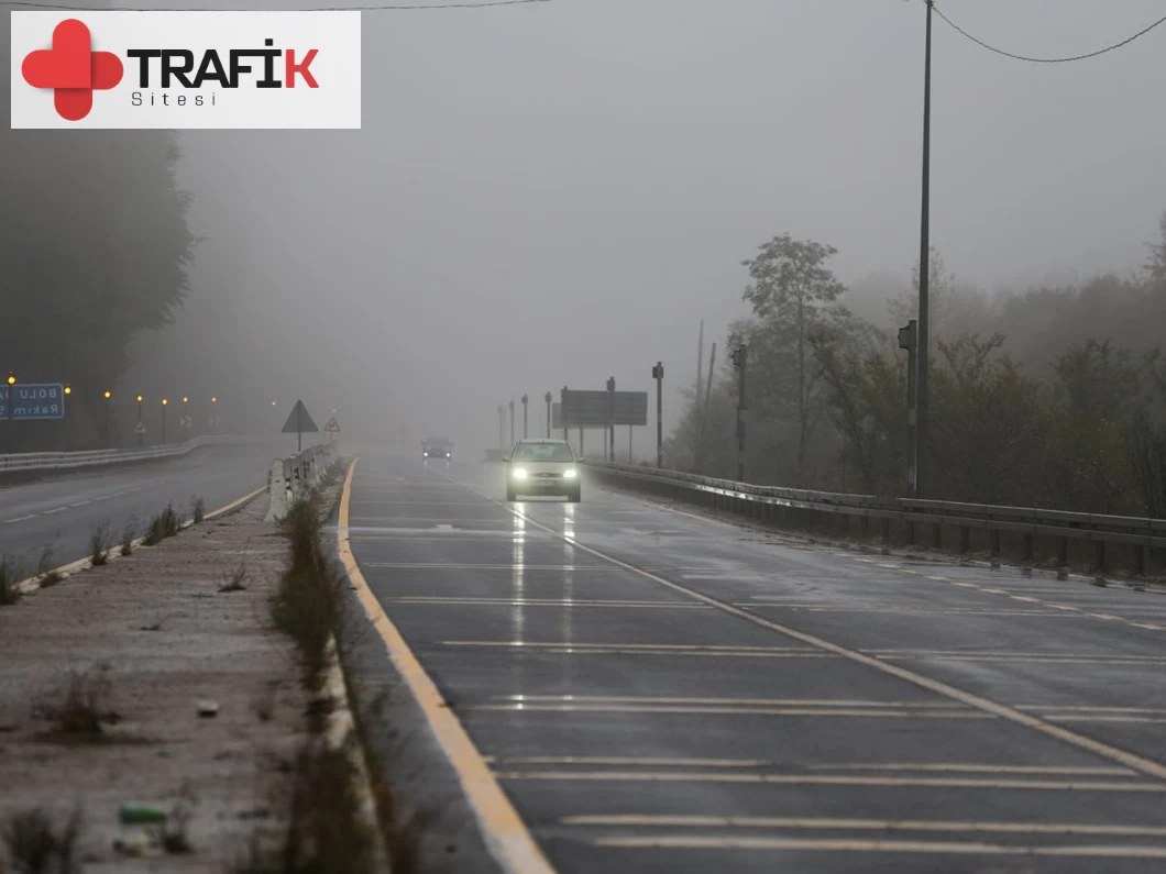 Bolu Dağı'nda Görüş Mesafesi Azaldı, Sürücüler Dikkatli Olmalı