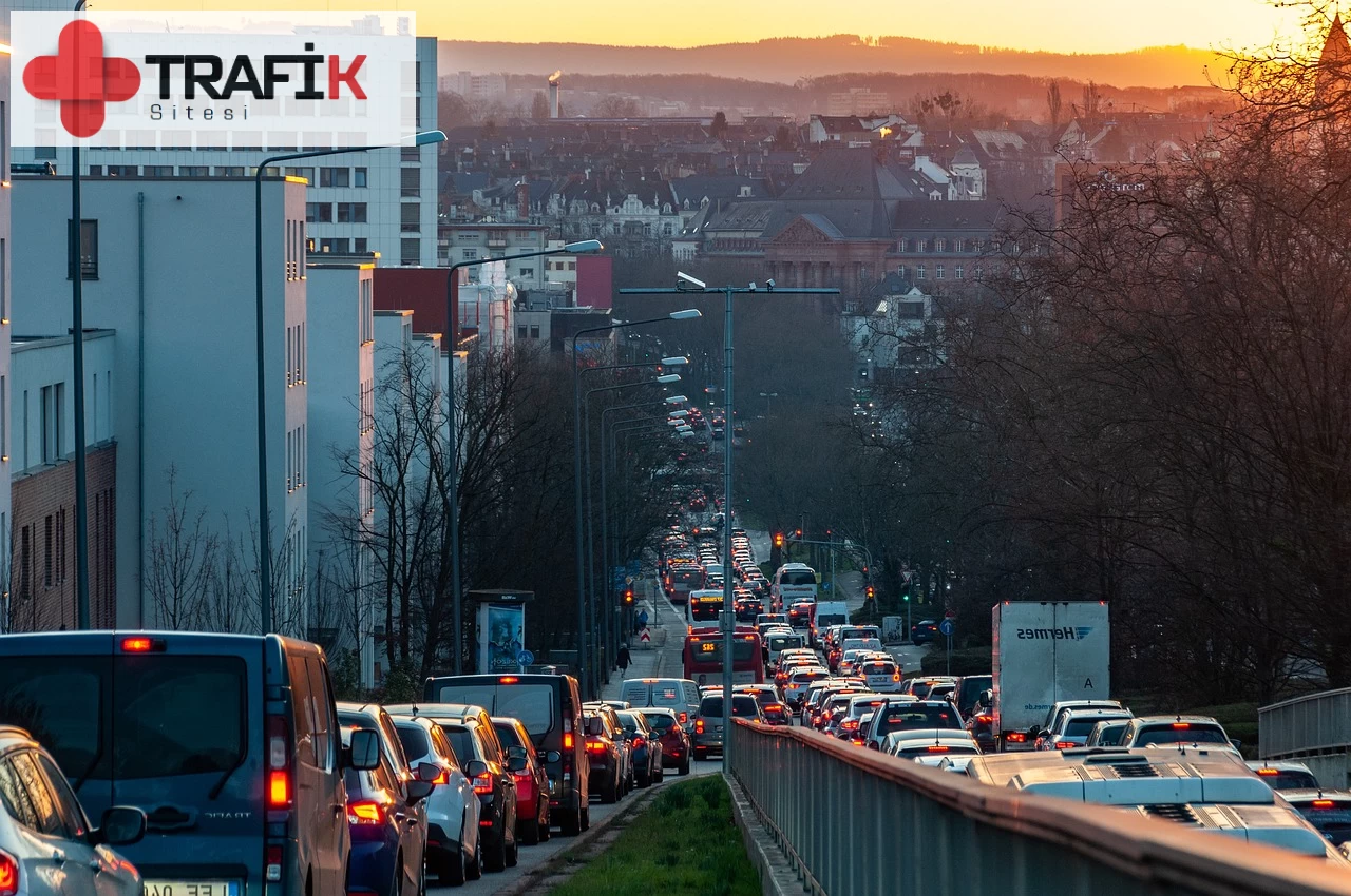 Trafikte Ruhsatsız Araç Kullanmanın Cezası