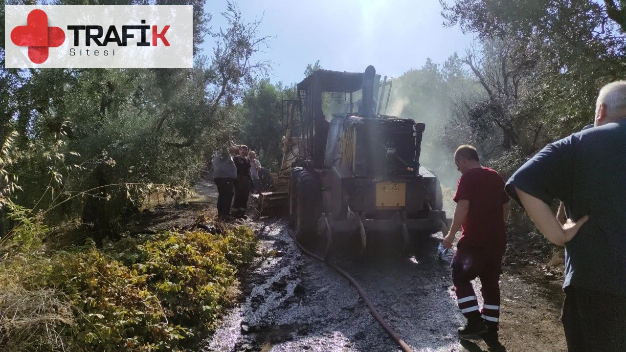 "Seyir Halindeki İş Makinesi Alev Alev Yanarak Kül Oldu"